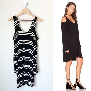 Chaser Double V Cold Shoulder Long Sleeve Jersey Swing Dress Black Stripe L